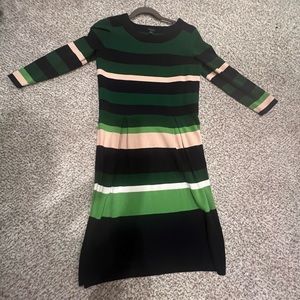 Adorable Ann Taylor adress never worn!!!!!!!